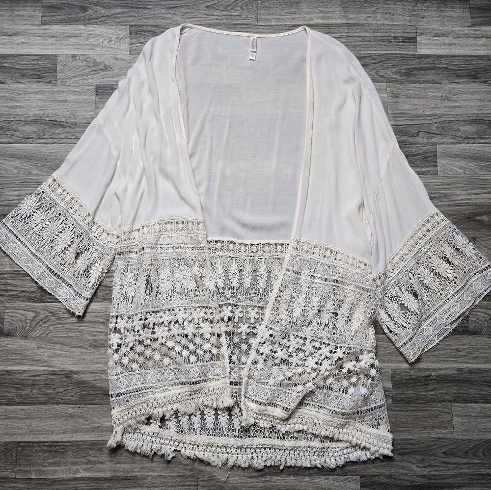 Xhilaration Boho White Crochet Kimono